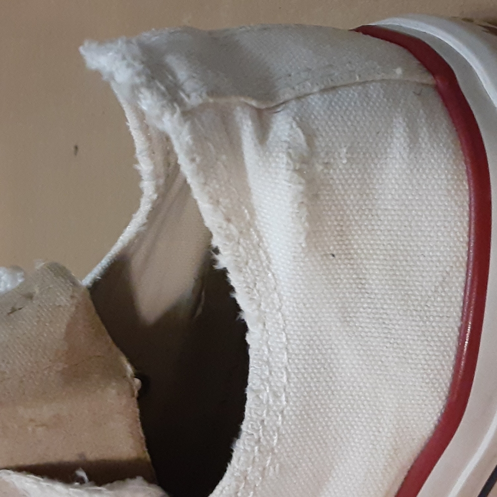 Converse sneakers - Picture 13 of 16